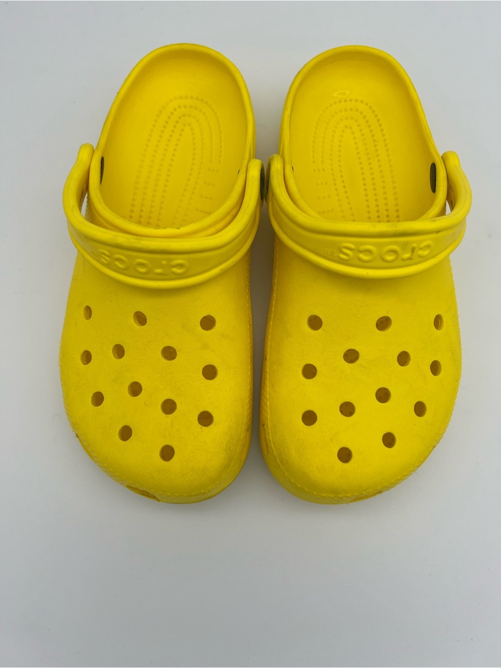 Crocs Women’s size 8 slip on shoes yellow clogs mules - Picture 6 of 9